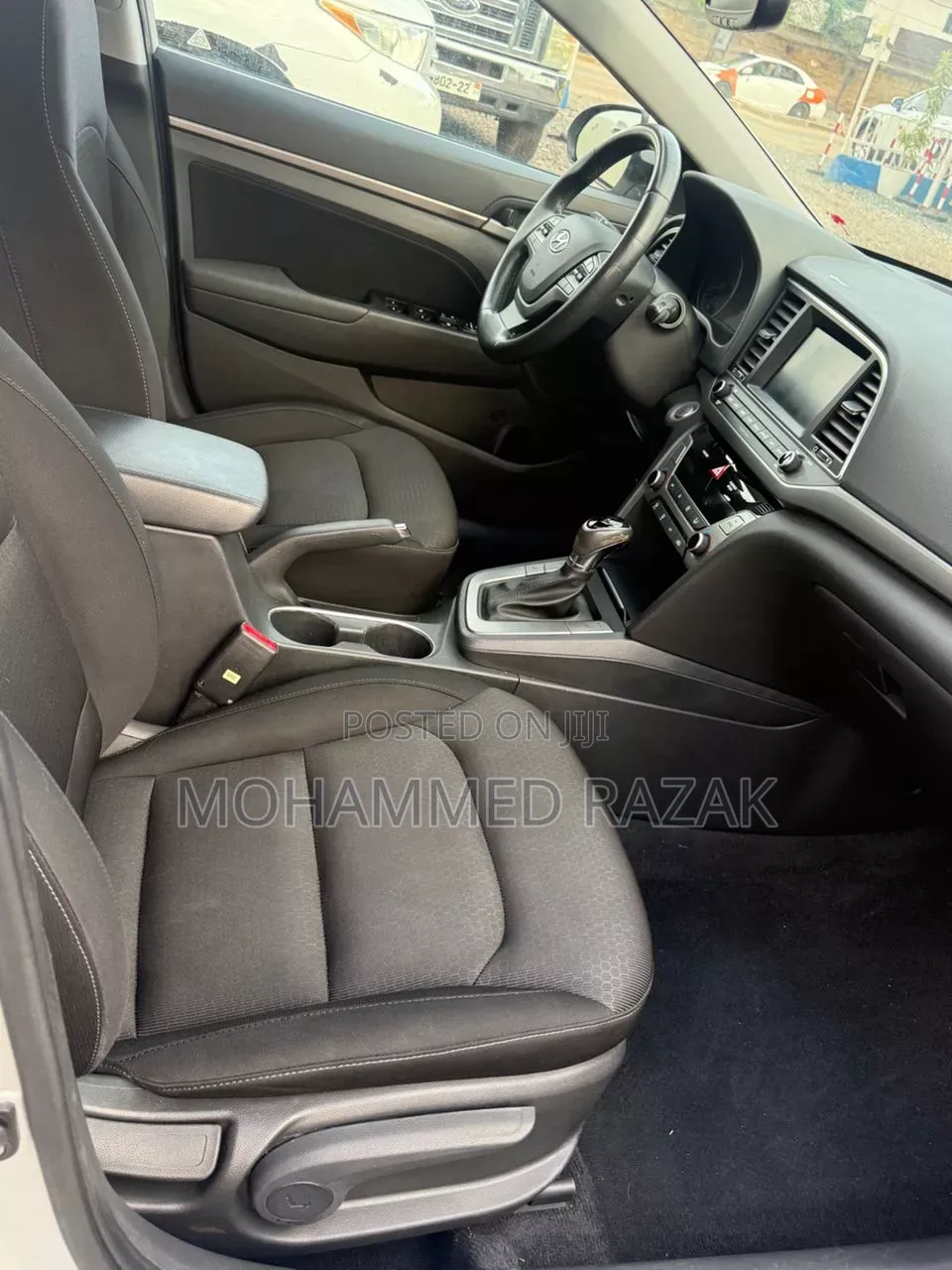 Hyundai Elantra 2017 Silver