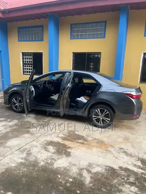 Toyota Corolla Altis 2017 Gray