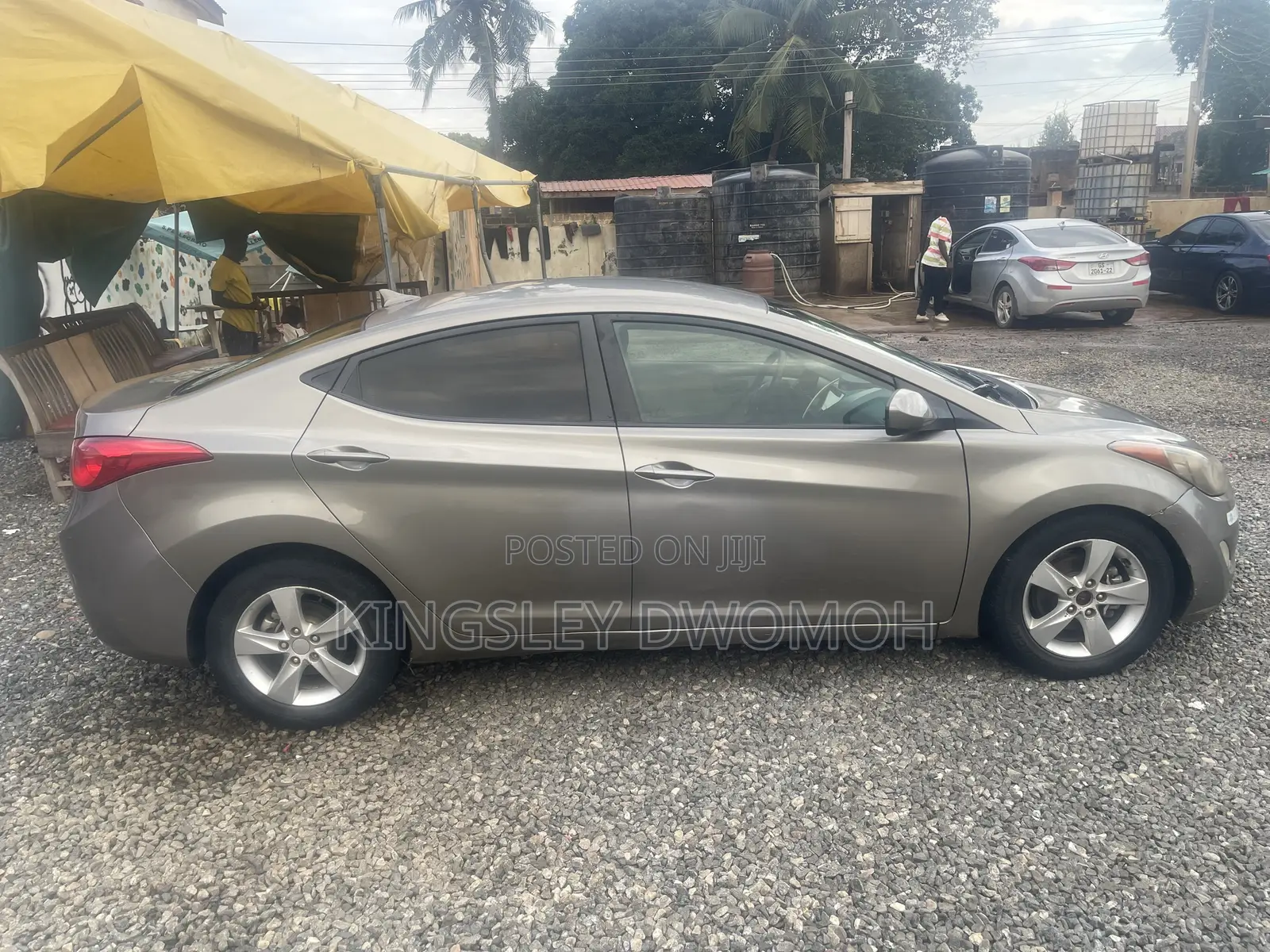 Hyundai Elantra GLS Sedan FWD (1.8L 4cyl 6A) 2013