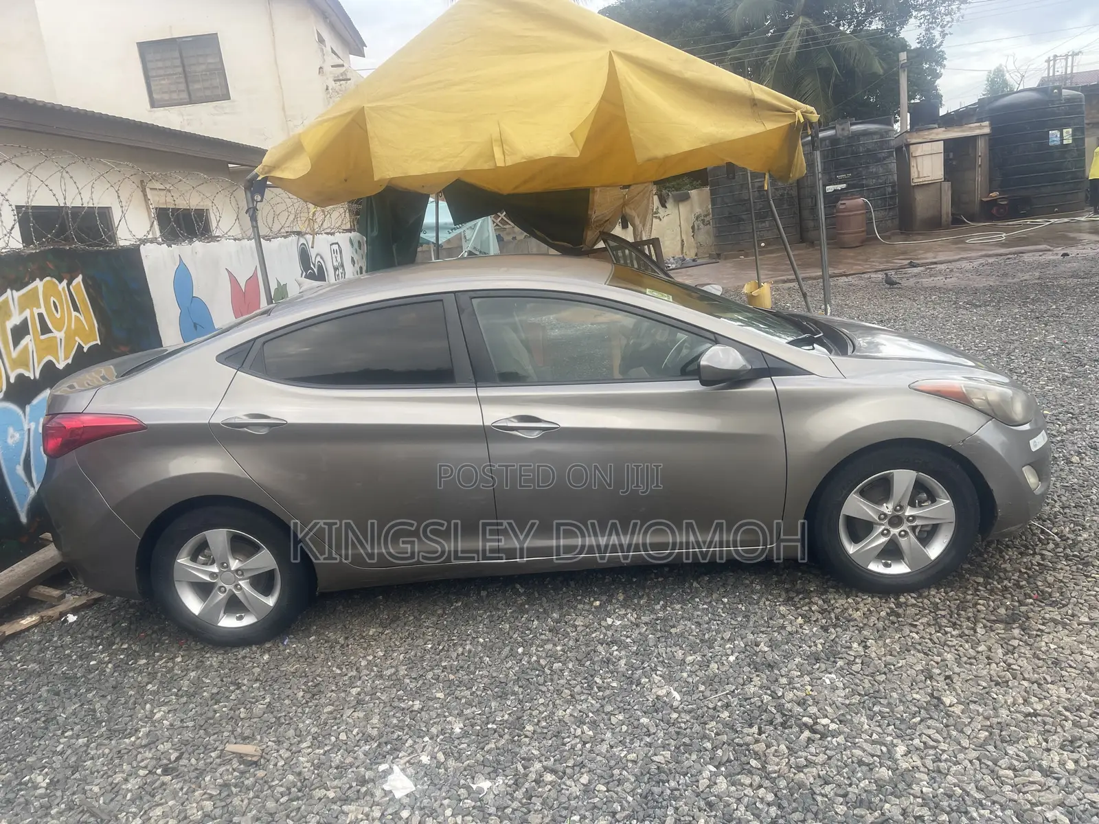 Hyundai Elantra GLS Sedan FWD (1.8L 4cyl 6A) 2013
