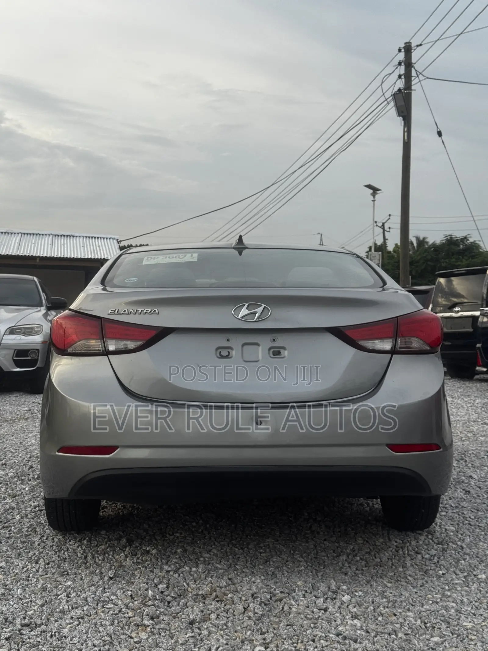 Hyundai Elantra SE Sedan FWD (1.8L 4cyl 6M) 2016 Gray
