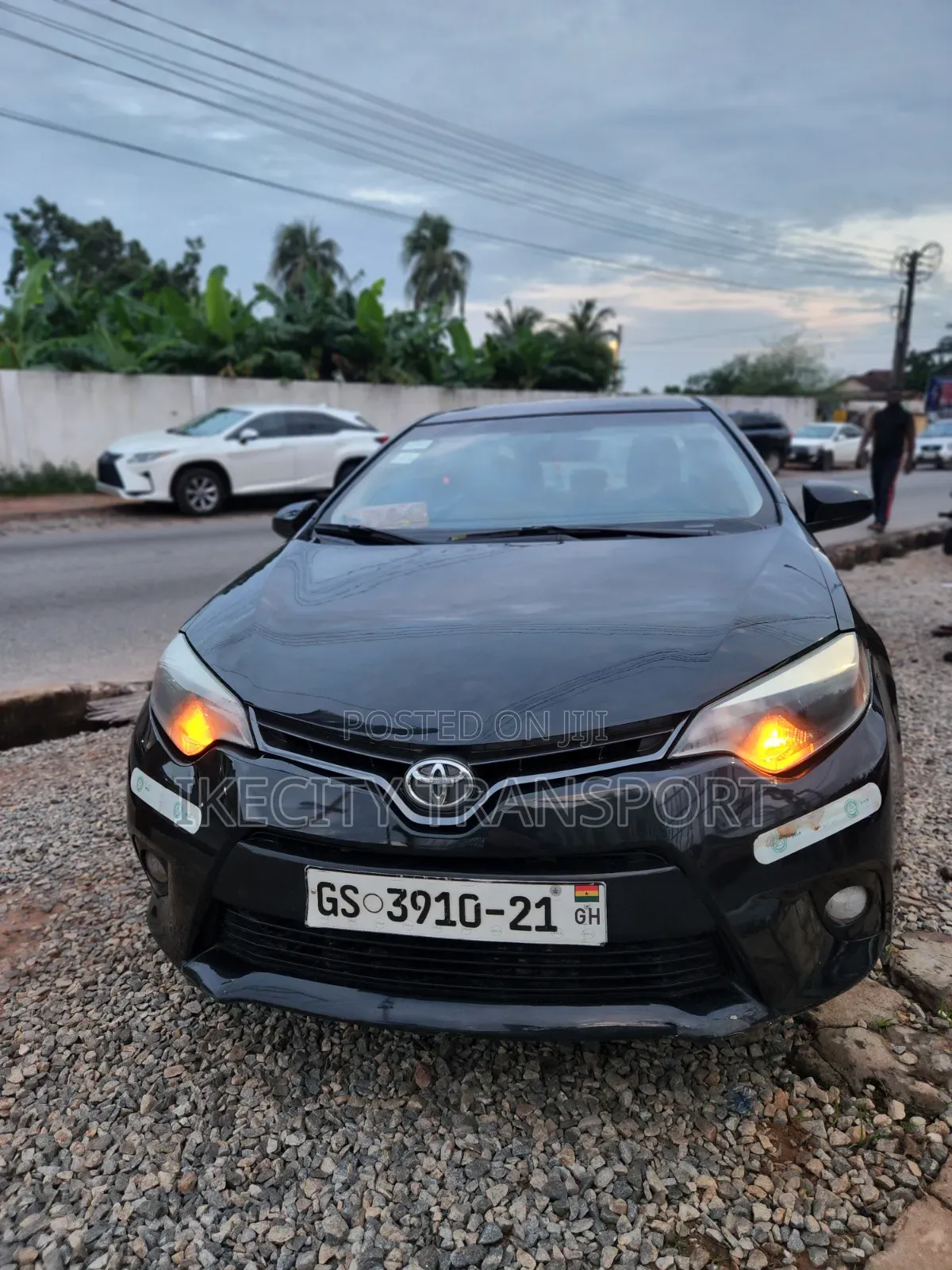 Toyota Corolla LE Eco Plus 4dr Sedan (1.8L 4cyl CVT) 2014 Black