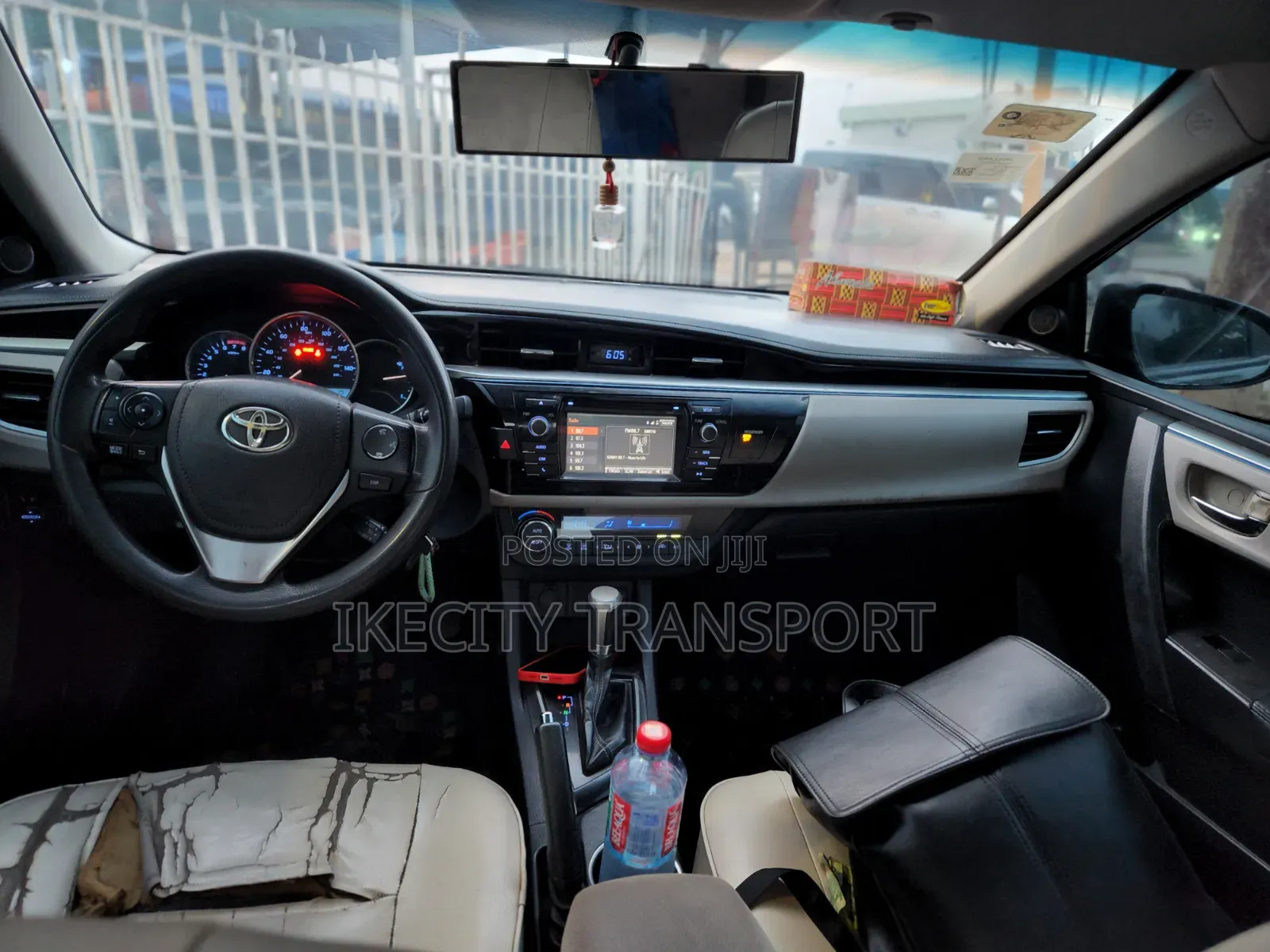 Toyota Corolla LE Eco Plus 4dr Sedan (1.8L 4cyl CVT) 2014 Black