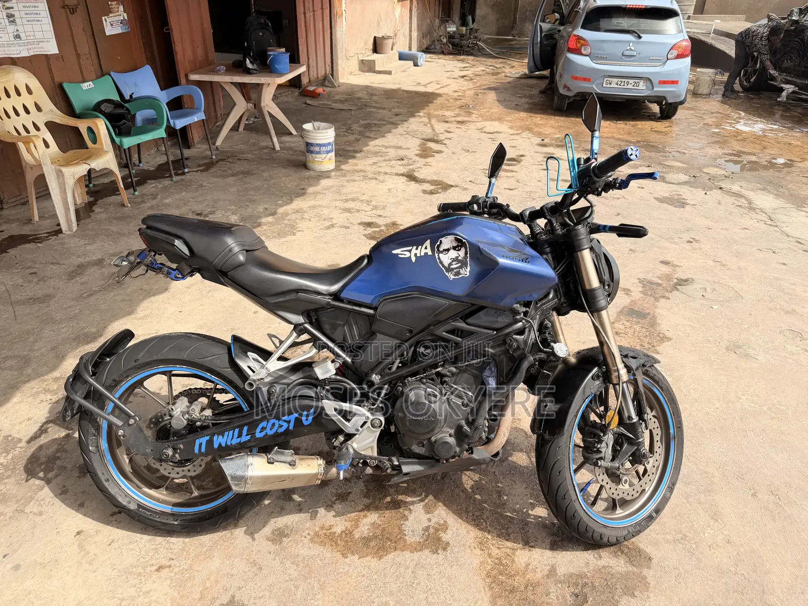 Honda CB 2026 Blue