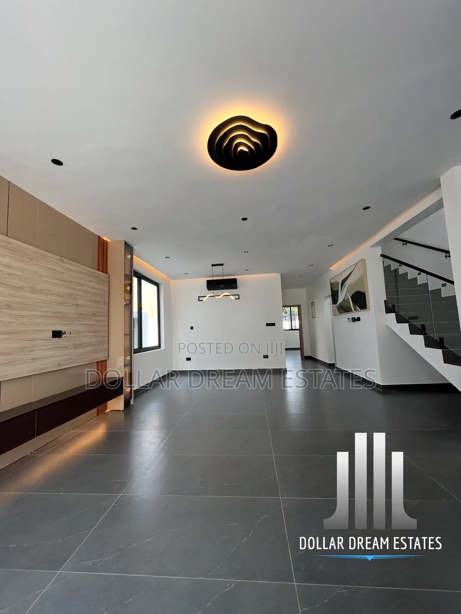 5bdrm House in Oyarifa for sale