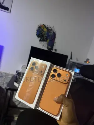 New Apple iPhone 17 Pro 256 GB Orange