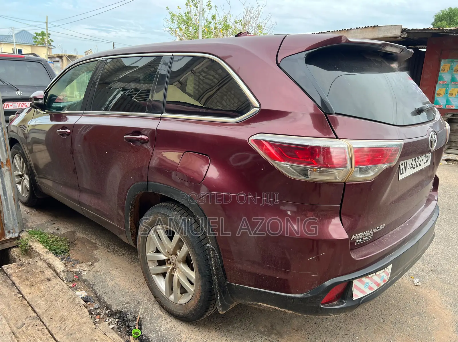 Toyota Highlander LE 4dr SUV AWD (3.5L 6cyl 6A) 2015 Beige