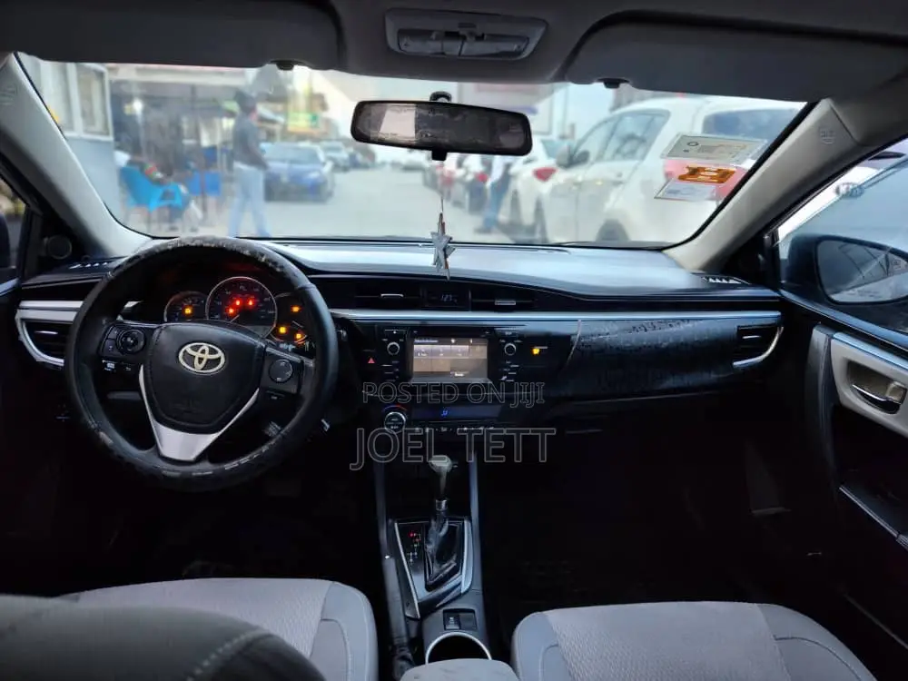 Toyota Corolla 2016 Gray