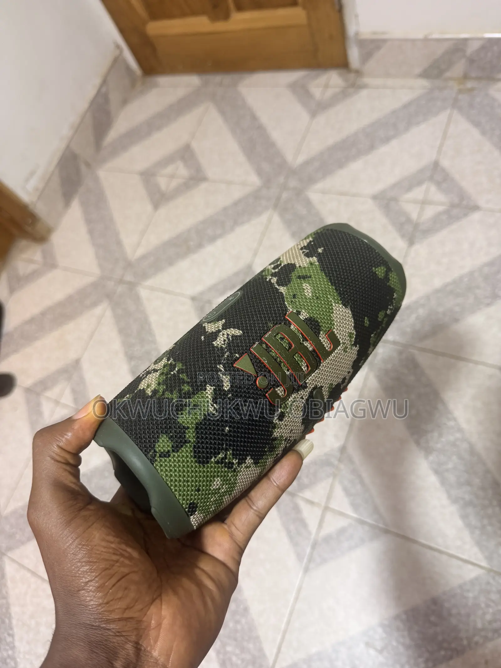 JBL Charge 5
