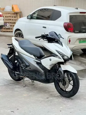 Yamaha 2025 White