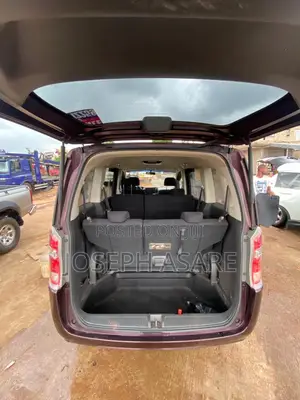 Toyota Voxy 2010 Gray