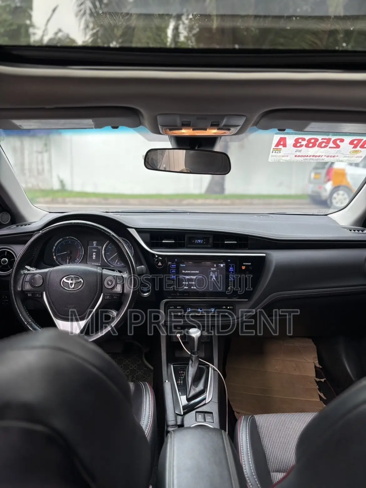 Toyota Corolla SE 4dr Sedan (1.8L 4cyl CVT) 2017 Silver