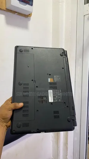 Laptop Acer Aspire E 8GB Intel Core i3 HDD 500GB