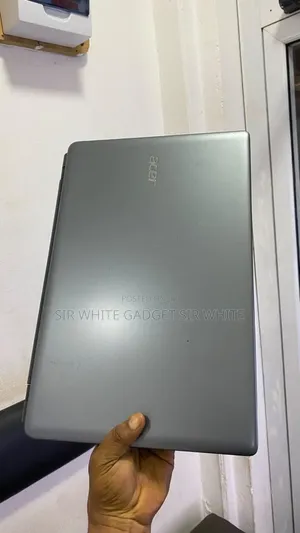 Laptop Acer Aspire E 8GB Intel Core i3 HDD 500GB