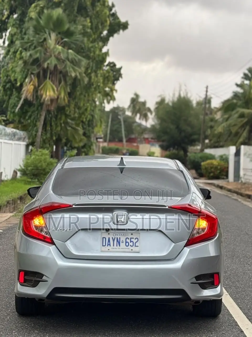 Honda Civic EX 4dr Sedan (2.0L 4cyl) 2017 Silver