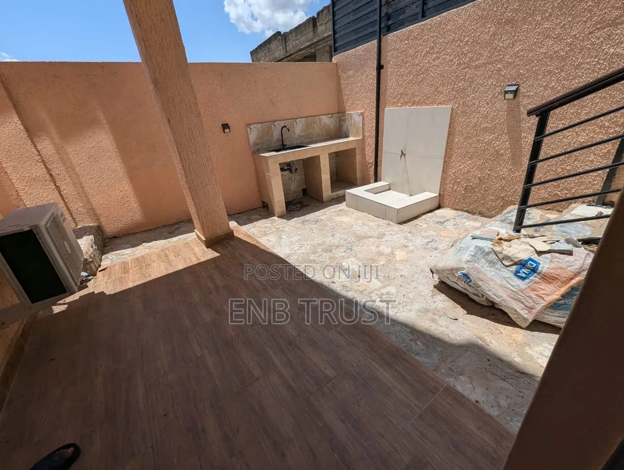 3bdrm Duplex in Achimota, School Area for rent