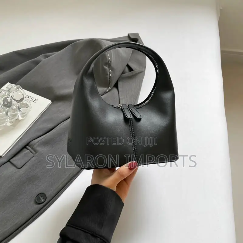 Women’S Round Handle Mini Handbag