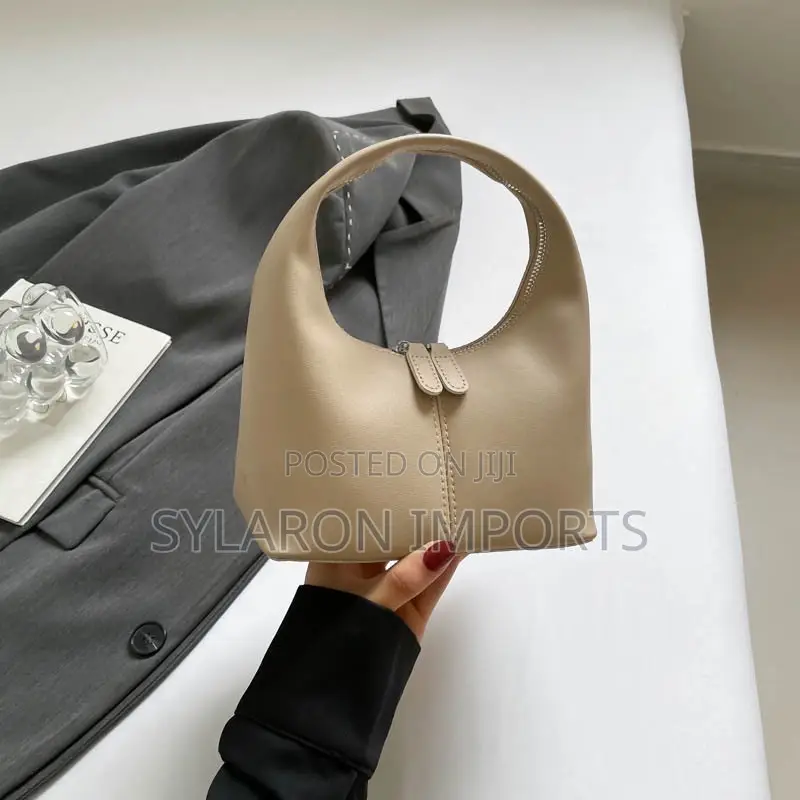 Women’S Round Handle Mini Handbag