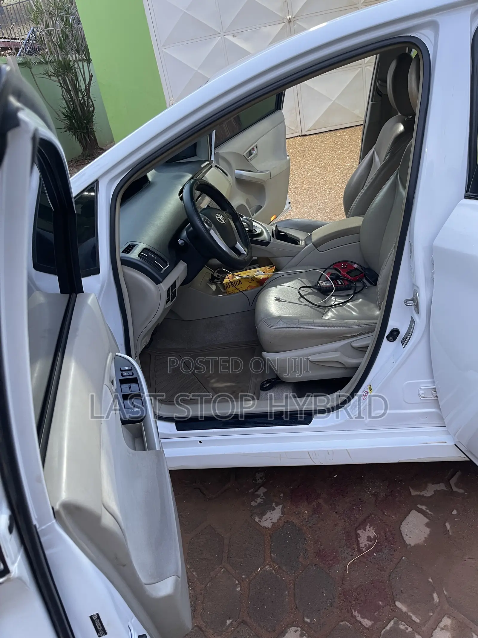 Toyota Prius III 2010 White