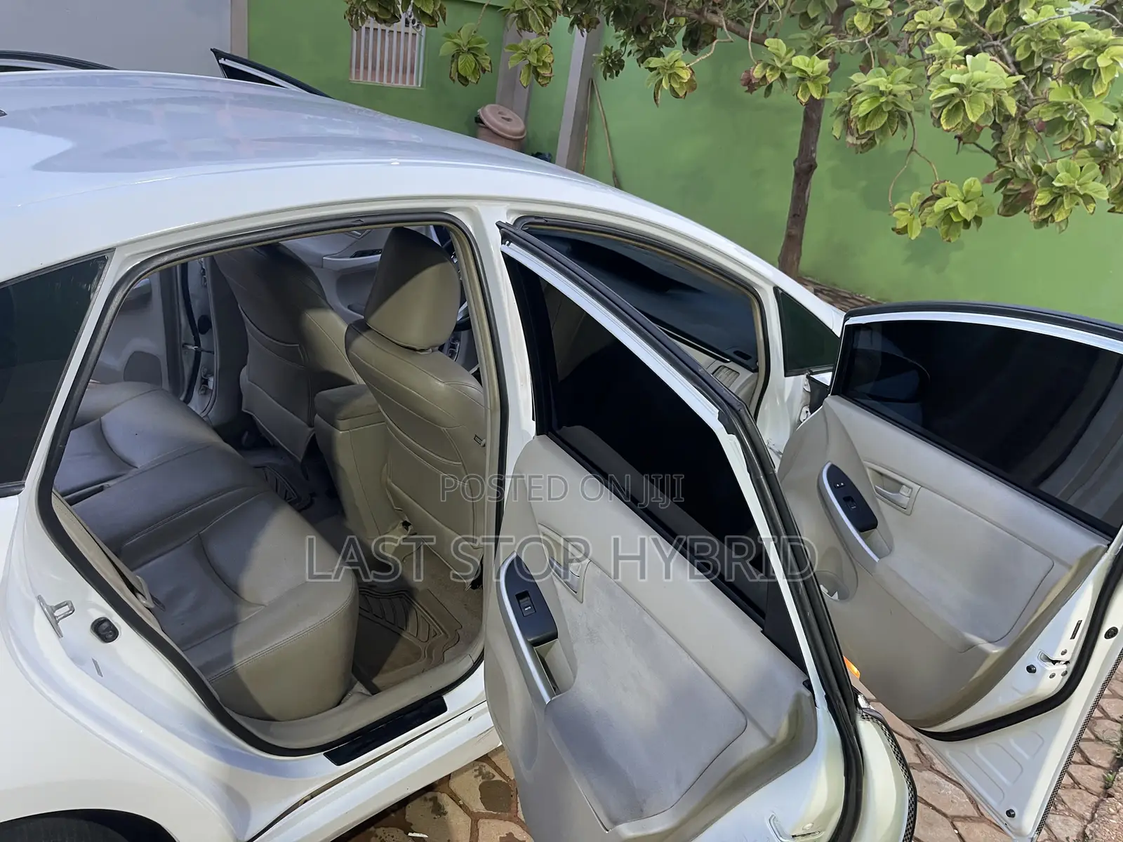 Toyota Prius III 2010 White