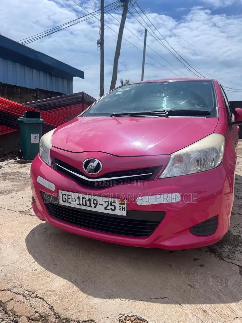 Toyota Vitz 1.0 FWD 5dr 2013