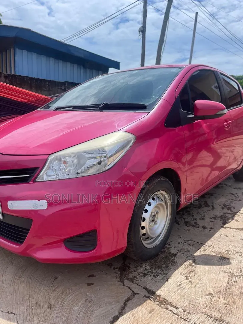 Toyota Vitz 1.0 FWD 5dr 2013