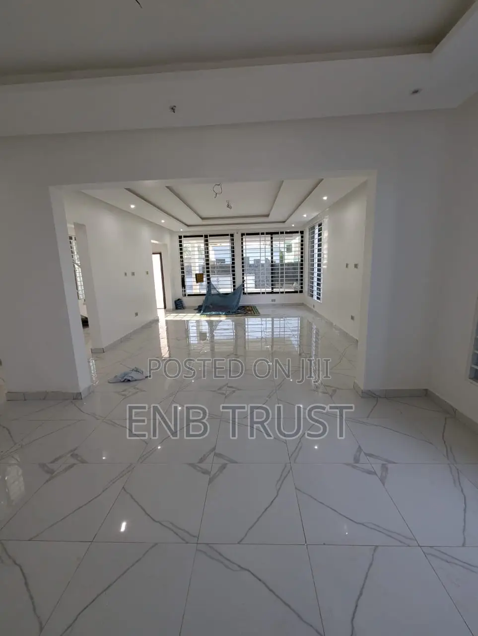 3bdrm Duplex in Dome, CFC Estates for sale