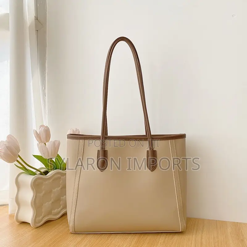 Women’S Classic Tote Shoulder Bag With Fluffy Charm