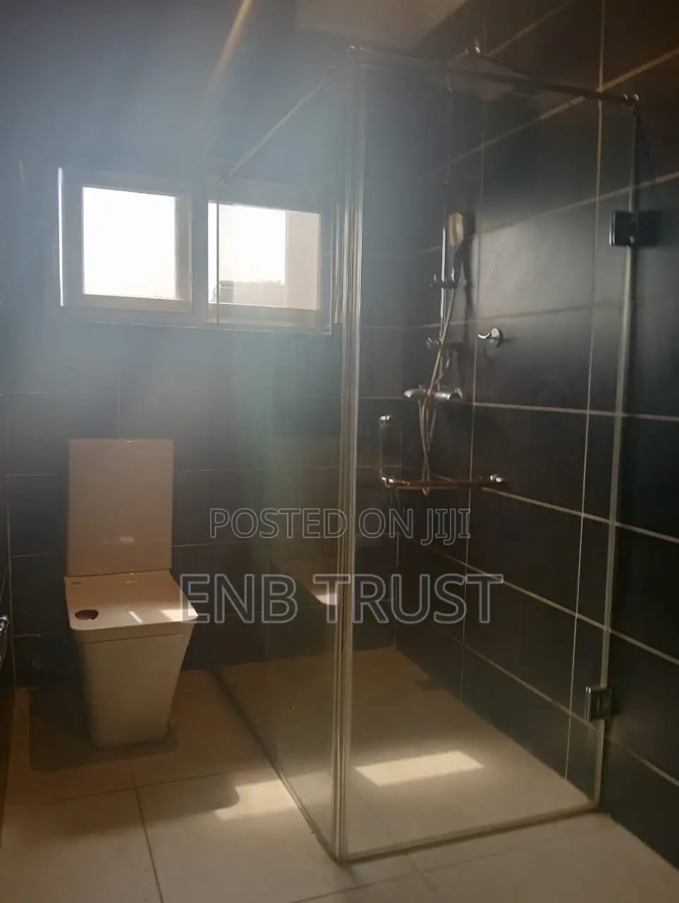 4bdrm Duplex in Airport Residential for rent