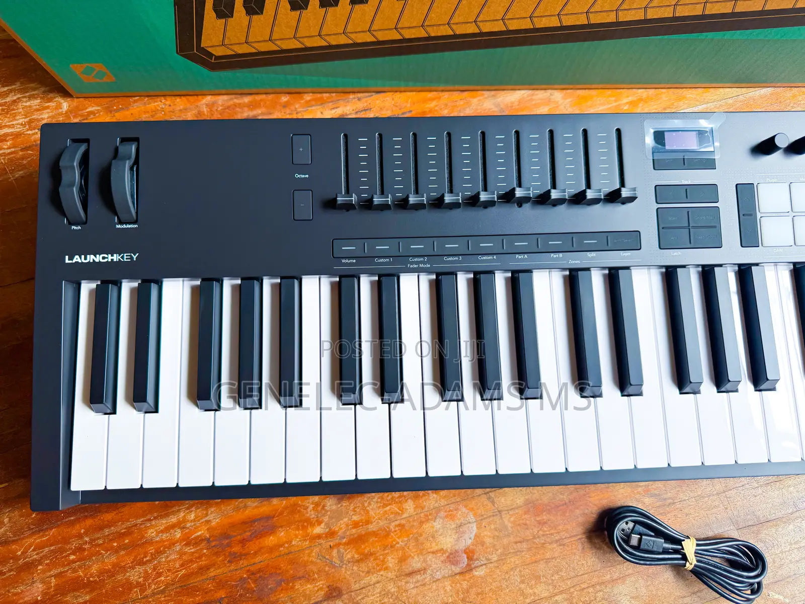 Original Novation Lunchkey 61 Mk4 Bundle