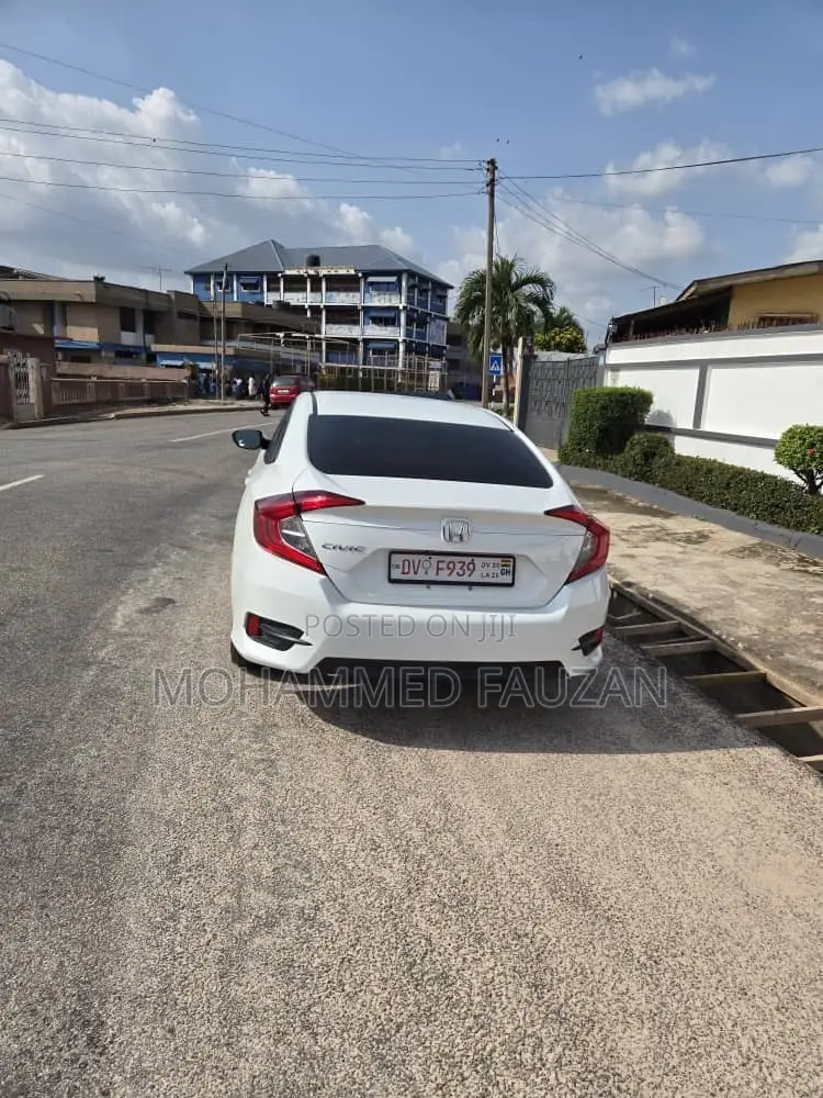 Honda Civic EX 4dr Sedan (2.0L 4cyl) 2017 White
