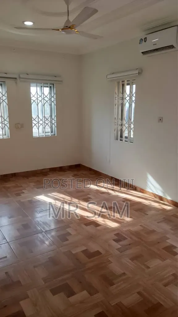 4bdrm House in Sam Properties, West Hills Mall Area for rent