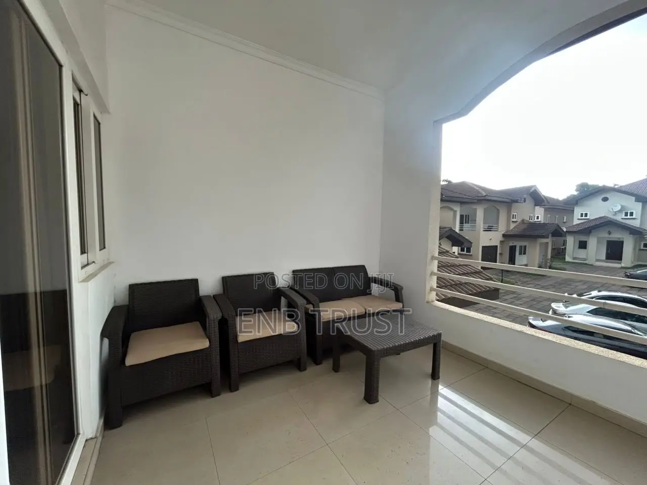 Furnished 4bdrm Duplex in Airport Residential for rent