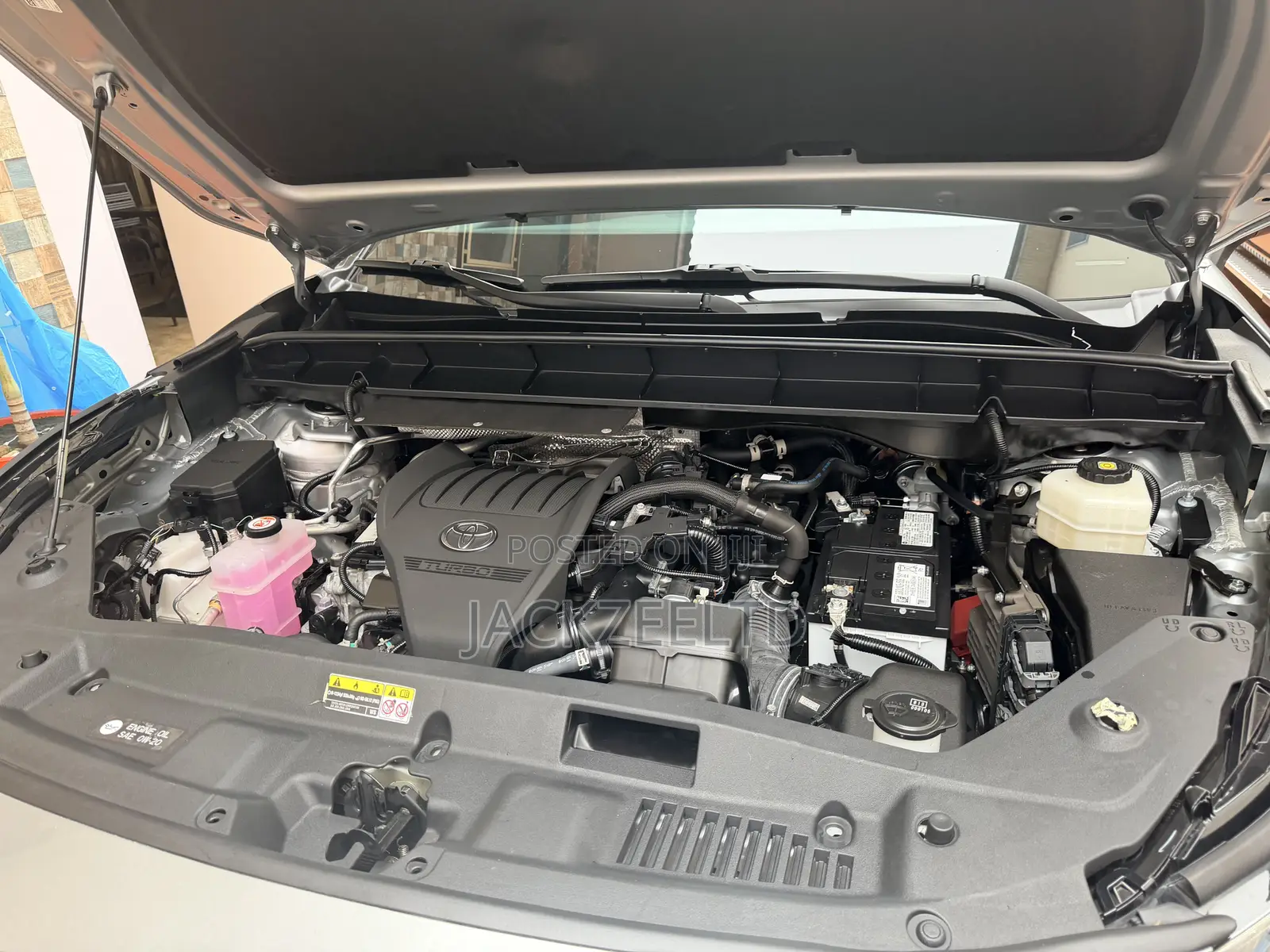 Toyota Highlander XLE AWD 2023 Silver