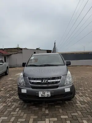 Hyundai H1 2015 Grey