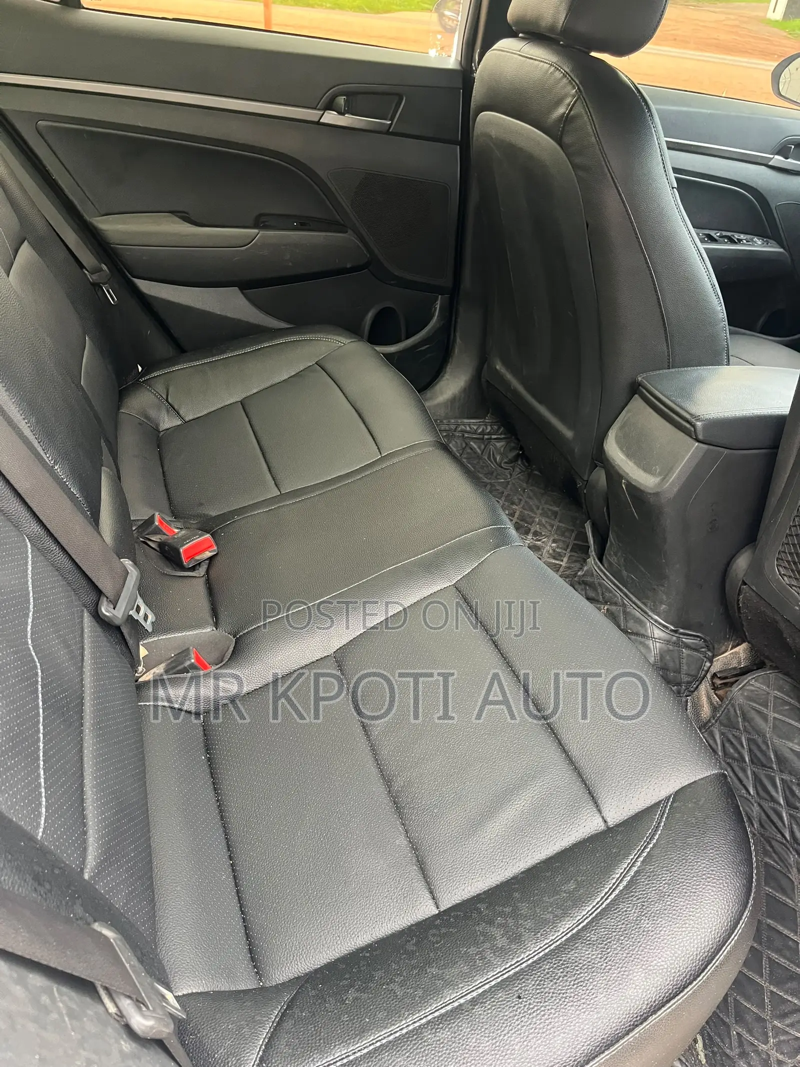 Hyundai Elantra 2018 White