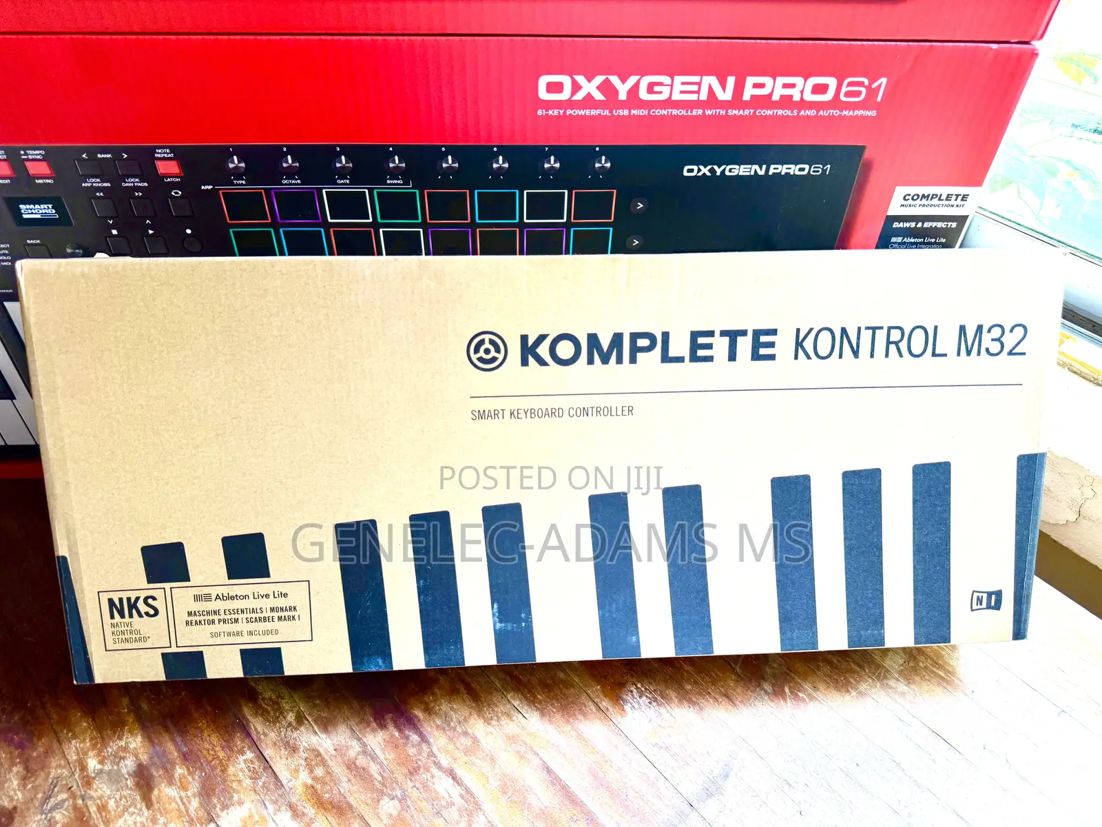 Brand New Original Native Instrument Komplete Kontrol M32