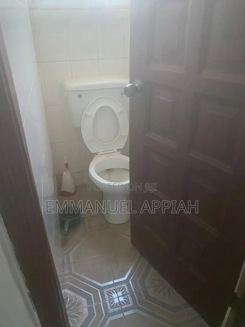 4bdrm House in Adenta Patang for rent
