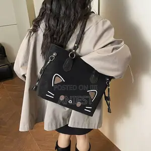 Elegant Portable Tote Bags