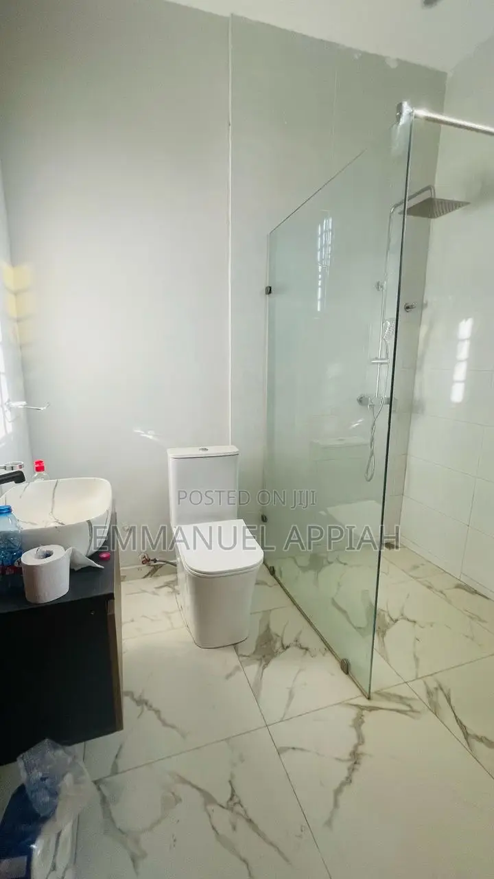 3bdrm House in Ablekuma Odumase for sale