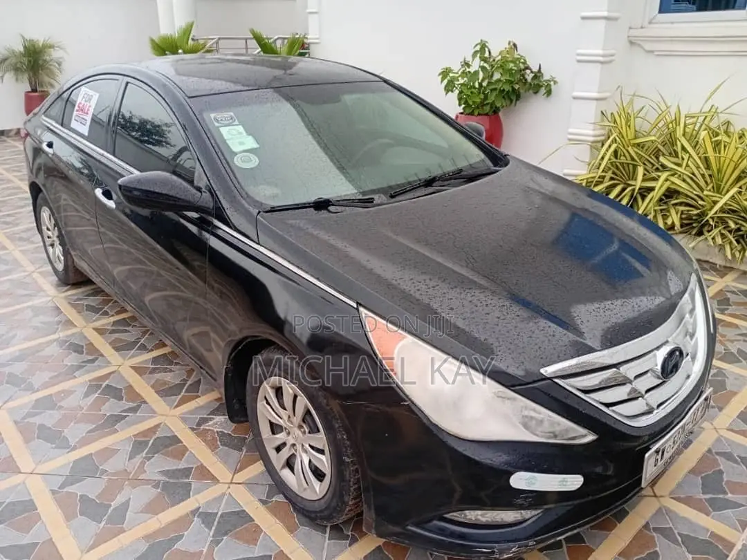 Hyundai Sonata 2012 Black