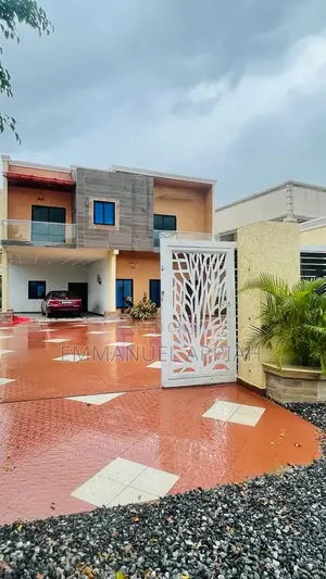 4bdrm House in Kwabenya, Accra Metropolitan for sale