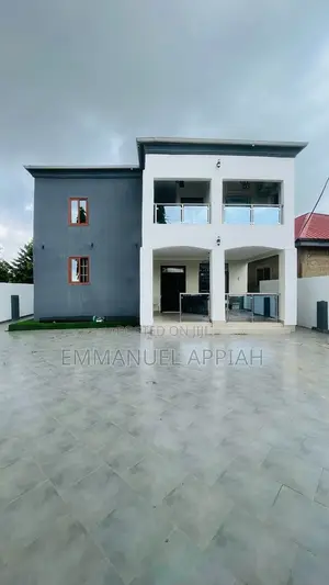 Furnished 6bdrm House in Ablekuma for sale