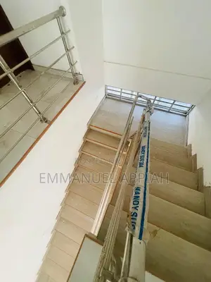 Furnished 6bdrm House in Ablekuma for sale