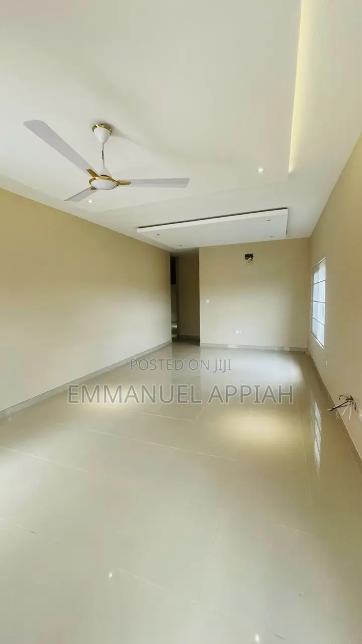 3bdrm House in Ablekuma for sale