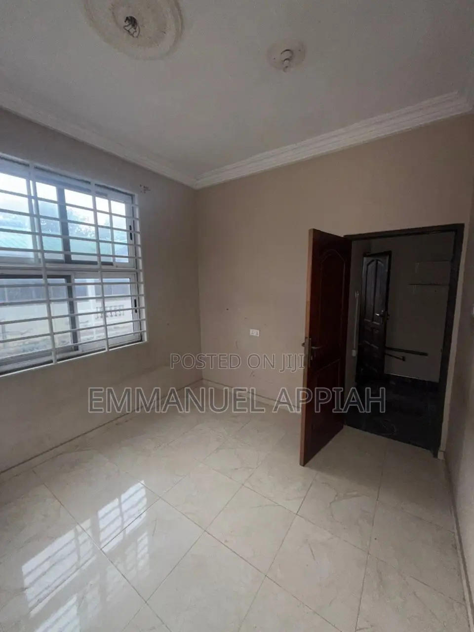2bdrm Apartment in Awoshei A Lang, Awoshie for rent