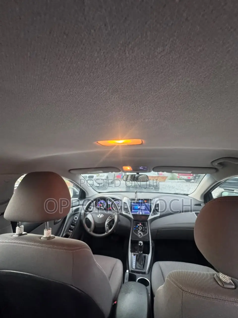 Hyundai Elantra 2016 Red
