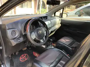 Toyota Vitz 2013 Black