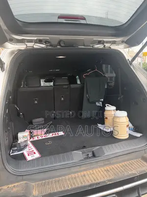 Lexus LX 600 2023 Gold