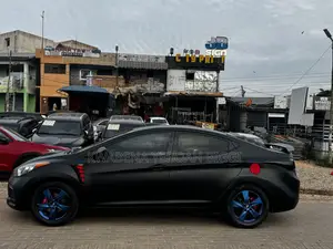 Hyundai Elantra 2013 Matt Black
